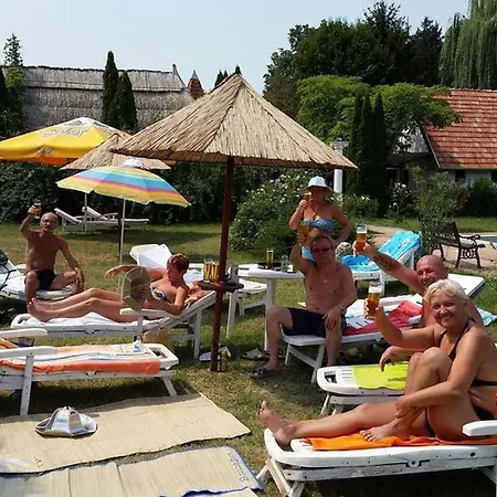 Tilumina Vendeghazak -timea Vendeghaz * Balatonboglár